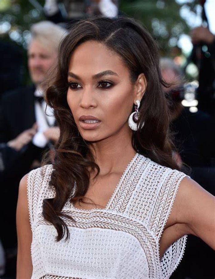 Joan Smalls photo 3